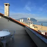 M170 - Marcelli, Trilocale Fronte Mare Con Posto Auto * マルチェッリ